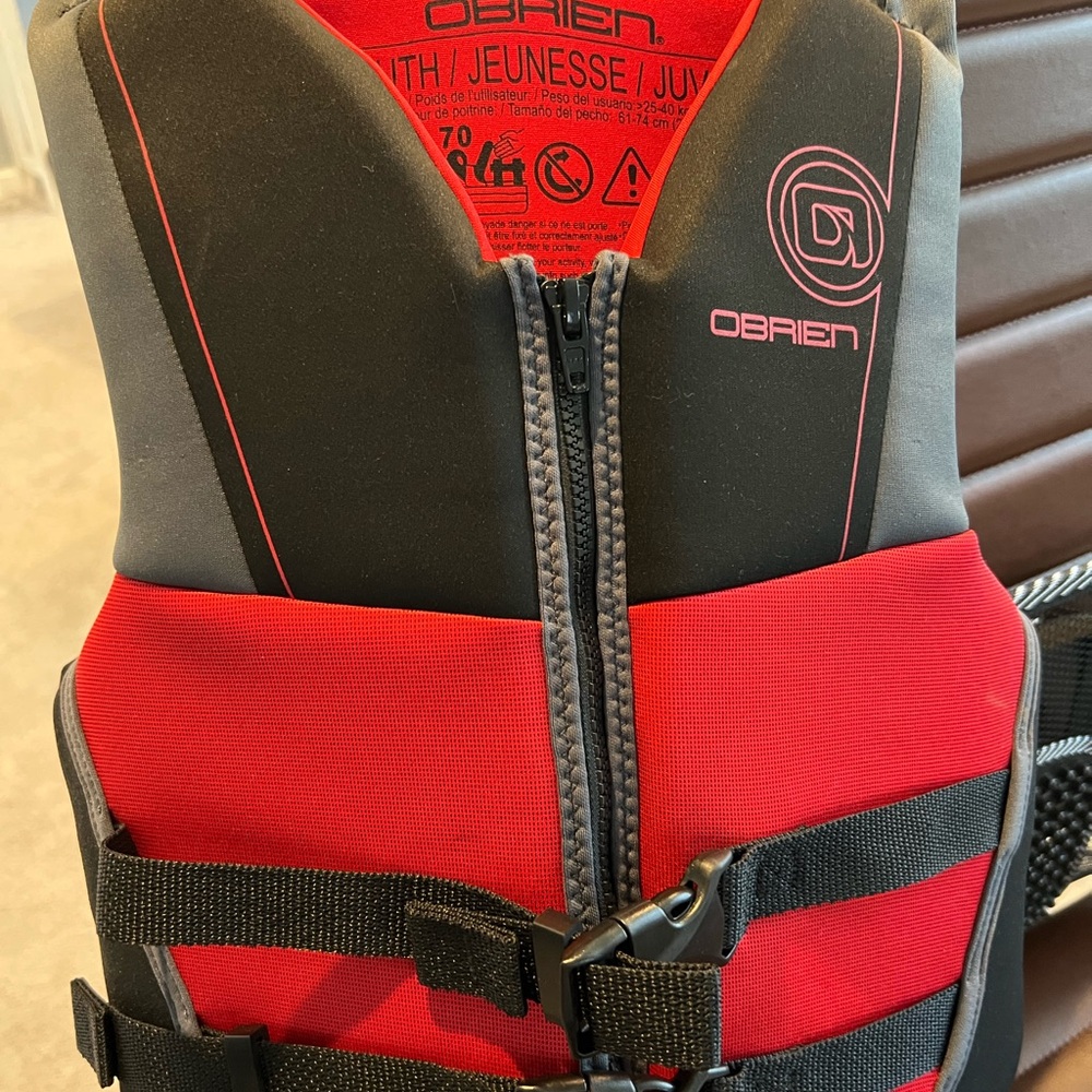 O'Brien Youth Life Vest in Red